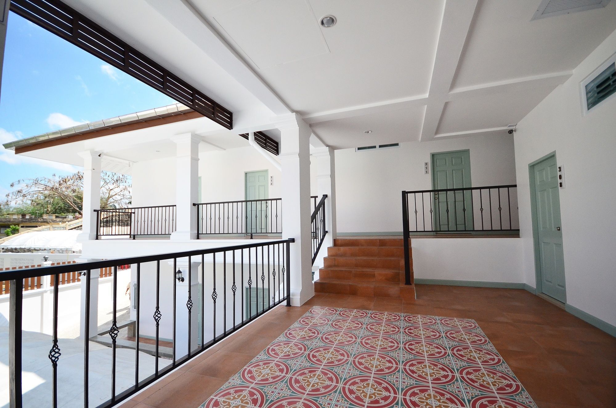 מלון רנונג Sino Mansion מראה חיצוני תמונה